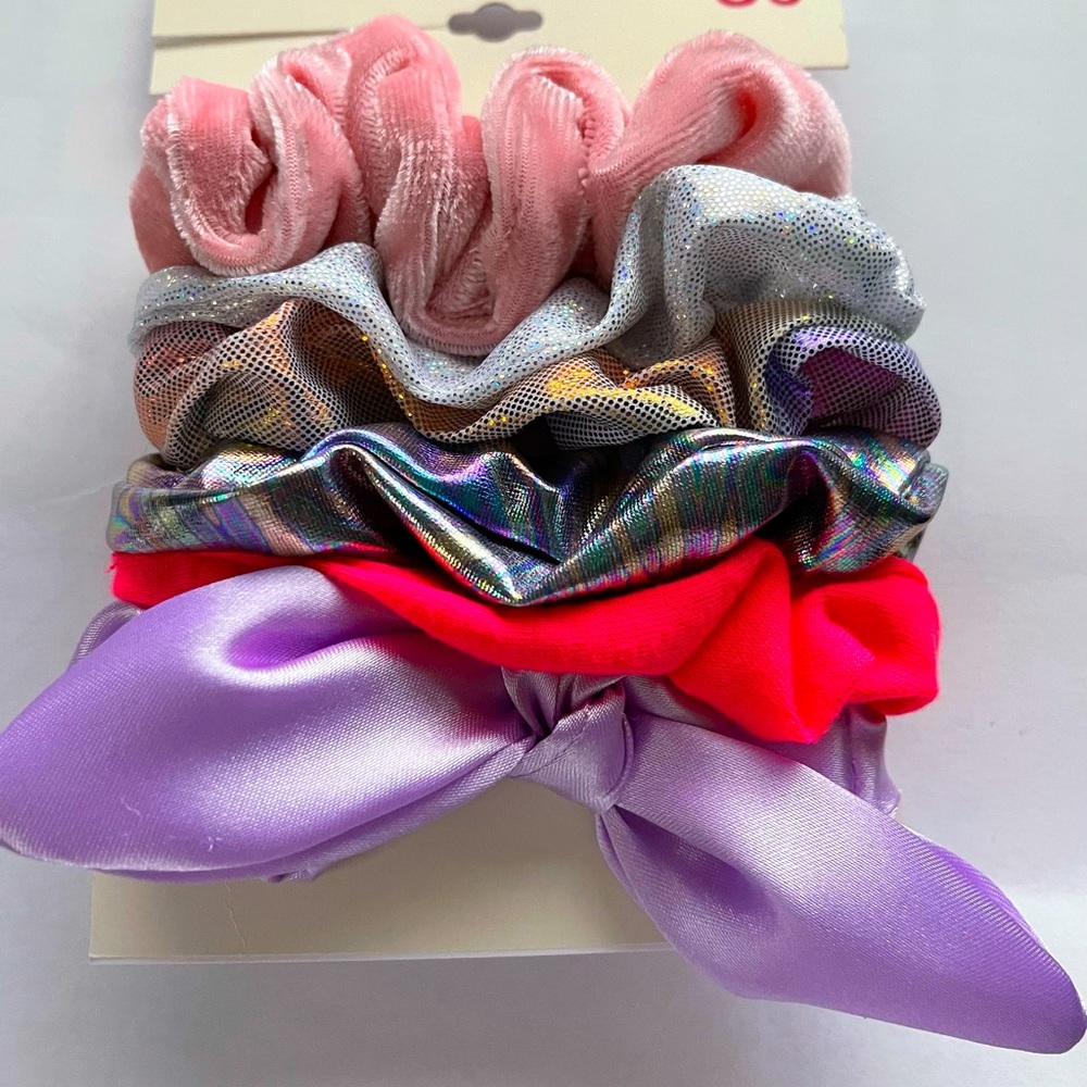 magical ponytail holder